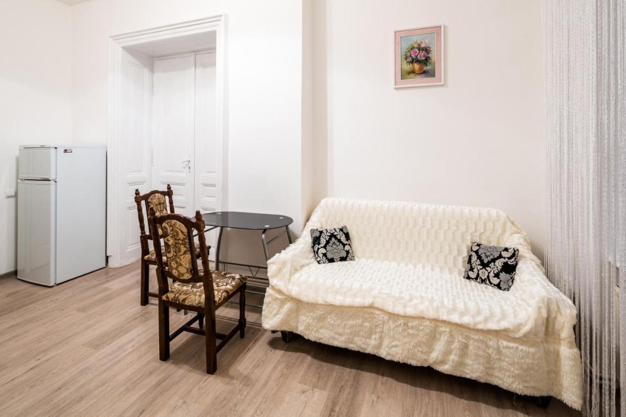 Apartament Of Center Lviv Apartment Exterior photo
