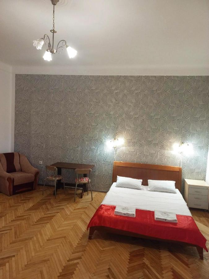 Apartament Of Center Lviv Apartment Exterior photo